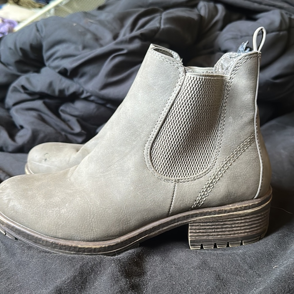 Maurices chelsea boots
